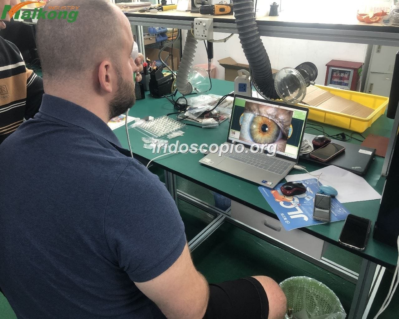 CHI SIAMO 13 iridoscopio professionale 71